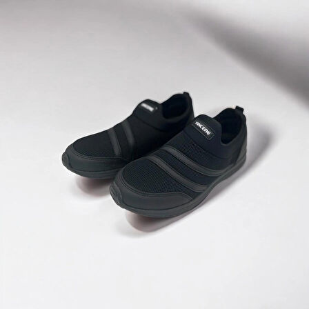 ERKEK GÜNLÜK SİYAH ÜST ŞERİTLİ SNEAKER 