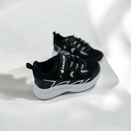 ERKEK ÇOCUK SİYAH ÜST BEYAZ ÇİZGİLİ SPOR 