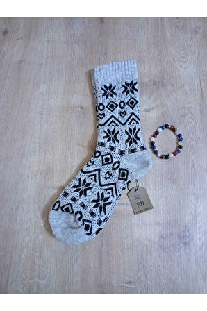 BAMBU TERMAL YIKAMALI SOKET YILBAŞI YUMUŞAK DESENLİ ETNİK ÇORAP  ÇORABI GRİ-SİYAH