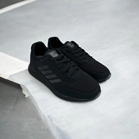  ERKEK RAHAT VE KONFORLU SİYAH SNEAKER
