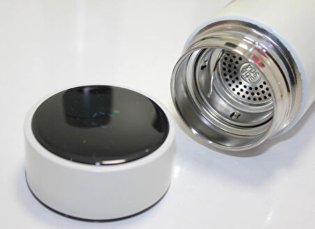 Anime Baskılı Dijital Göstergeli Termos 500 Ml Model 4