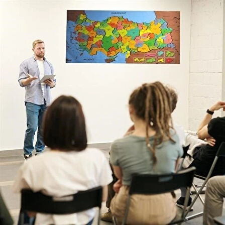 Leyloş Renkli Türkiye Haritası Manyetik Yapıştırıcı Gerektirmeyen Duvar Stickerı 118 Cm * 56 Cm