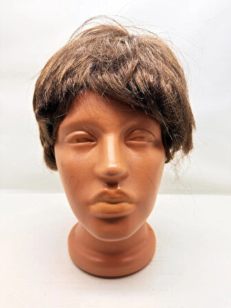 Kahverengi Kısa Kesim İçi Astarlı Erkek Peruğu