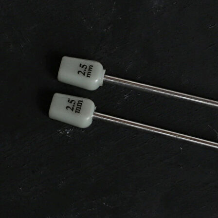 Leyloş Crafts 2,5 Mm 35 Cm Titanyum Örgü Şişi