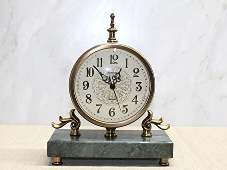 Mermer Tabanlı Masaüstü Saat