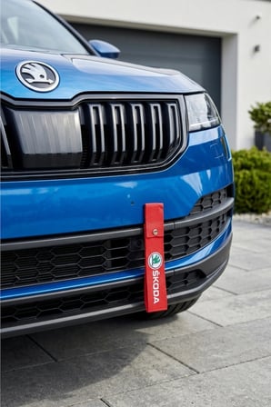 Skoda Araçlar İçin Kırmızı Tampon Çeki İpi | Sportif Görünüm ve Kolay Montaj