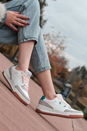 Renk Detaylı Günlük Kadın Sneaker