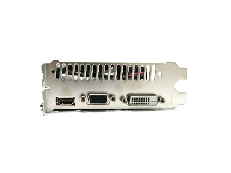 Axle NVIDIA GeForce GTX 750 Ti Ekran Kartı 4 GB GDDR5 128 Bit