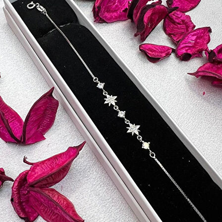 Yıldız Figürlü Kadın Bileklik 925 Ayar Gümüş Zirkon Taşlı