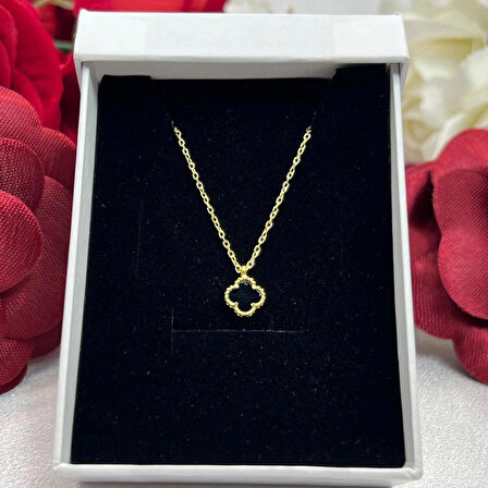 Van Cleef Yonca Siyah Taşlı Kadın Kolyesi 925 Ayar Gümüş Altın Kaplama 6 mm