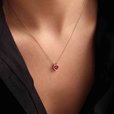 Altın Kalpli Kolye Ruby 
