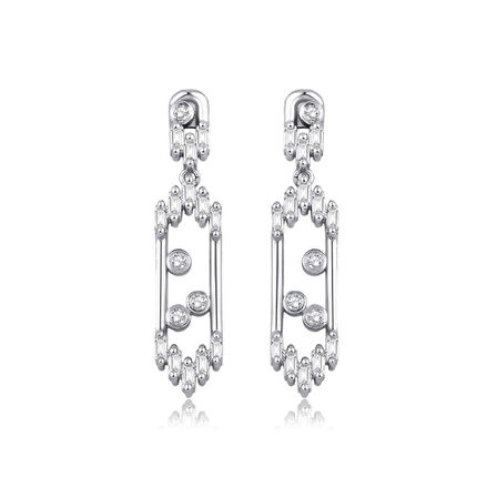 0.24 Karat Pırlanta Baget Küpe