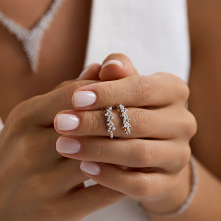 Yıldız Seli Beyaz Altın Takı Seti