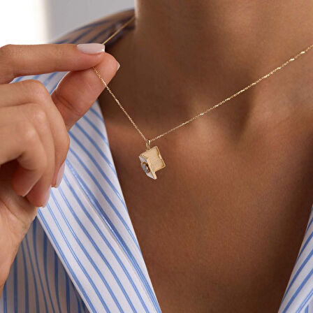 Sevimli Kapaklı Kalp Kolye Taşlı 10.1 mm 45 cm