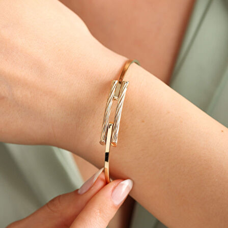 14 Ayar Altın Kaburga Kelepçe Burgu Form