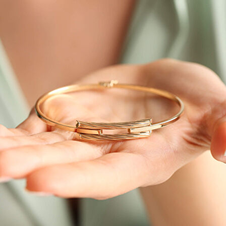 14 Ayar Altın Kaburga Kelepçe Burgu Form