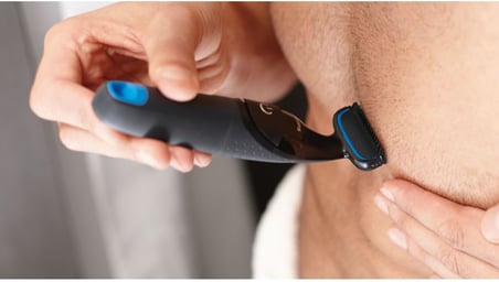 Philips Bodygroom Series 1000 su geçirmez vücut bakım makinesi, pille çalışır (model BG1024/16)