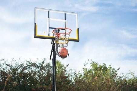 Sklz Unisex Kick Out Basketbol Antrenmanı Top Döndürme Sistemi