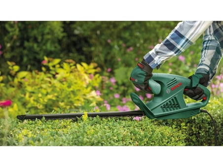 Bosch Elektrikli Çit Kesme Makinesi EasyHedgeCut 45 (420 W, 45 cm Bıçak Uzunluğu, Karton Pakette)