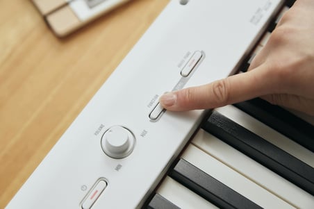 Casio CDP-S110WE Dijital Piyano (Beyaz)