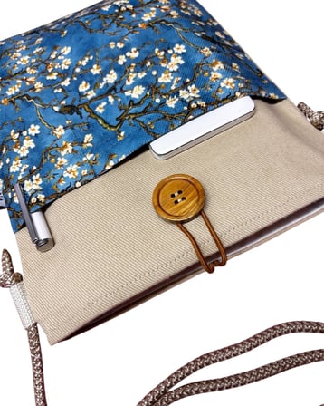Kitap Kılıfı, Kitap Çantası, Askılı Kitap Çantası, Askılı Kitap Kılıfı, E-Book Kılıfı, E-Book Çantası, Tablet Kılıfı, Tablet Çantası, Book Sleeve, Tablet Sleeve (Badem Ağacı, Van Gogh)