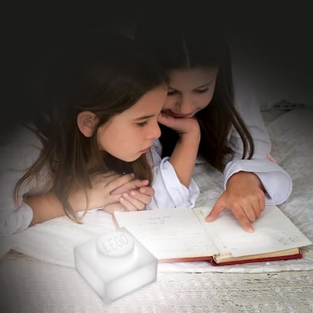 IQ İkonik 1x1 Plakalı Gece Lambası - Beyaz (LP50), Gençler, Çocuklar ve Yetişkinler için Yumuşak Silikon Renk Değiştirme Işığı - Rahat Bir Ortam için Günlük Beyaz Gece Lambası