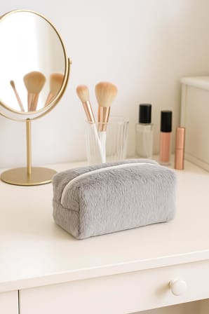 Peluş Yumuşacık Makyaj Çantası - Kozmetik Organizeri (Gri)