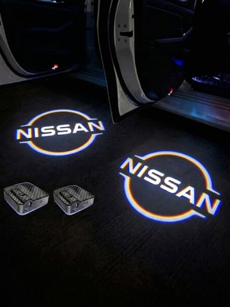 NİSSAN YENİ LOGO Araçlar Için Pilli Yapıştırmalı Kapı Altı Led Logo