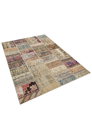 Zengin Desenleri Ile Ihtişamlı Patchwork Halı 160x230 Cm - 6304