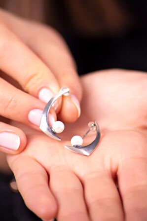 İncili Antik Tasarım Elişi Gümüş Küpe 4058