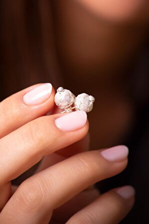 Kazaziye El Sarması Mini Gümüş Küpe 490