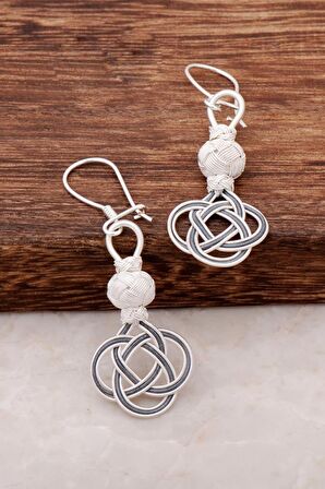 Kazaziye İşlemeli Tasarım Elişi Gümüş Küpe 4227