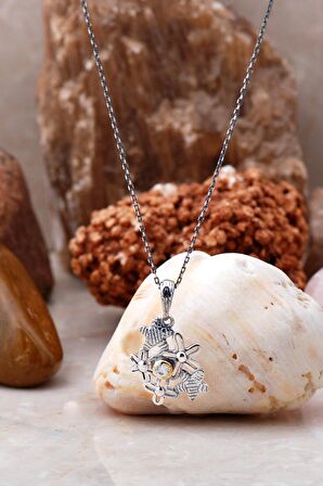 Çekiç Dövme Çiçek Tasarım Gümüş Kolye 6500