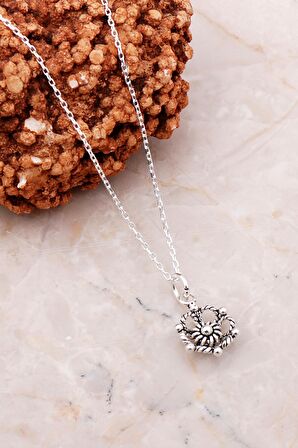 Telkari İşlemeli Elişi Gümüş Mini Çiçekli Kolye 7140