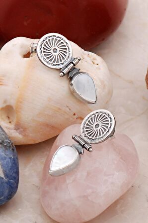 Sedef Taşlı Elişi Tasarım Gümüş Küpe 5395