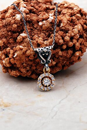 Pırlanta Model Tektaş Elişi Gümüş Kolye 7300