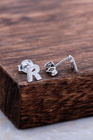 R Harfi Rodyumlu Gümüş Küpe 5997