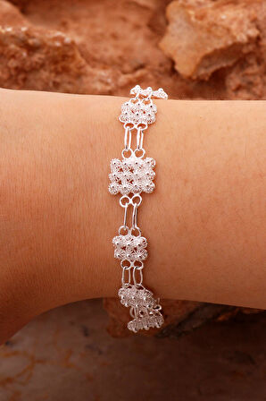 Telkari İşlemeli Elişi Gümüş Bileklik 4413