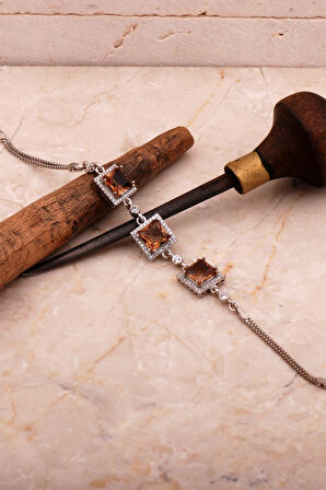 Renk Değiştiren Sultan Taşlı Kare Rodyumlu Gümüş Bileklik 4586