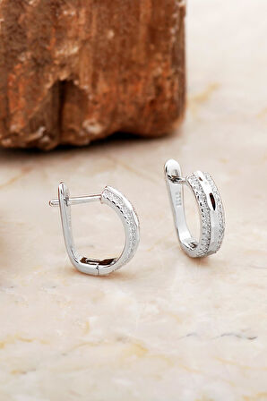 Rodyumlu Taşlı Parlak Gümüş J Küpe 6962