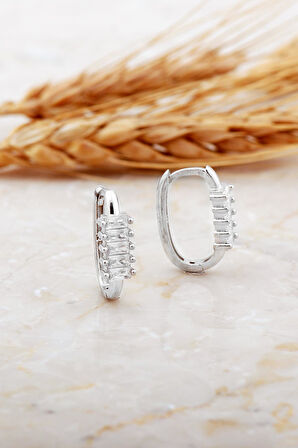 Baget Taşlı Oval Orta Boy Rodyumlu Gümüş Küpe 7190