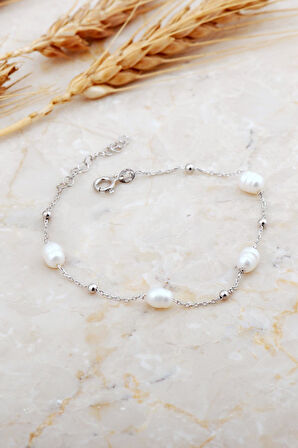 İnci Tek Sıra Rodyumlu Gümüş Bileklik 4745