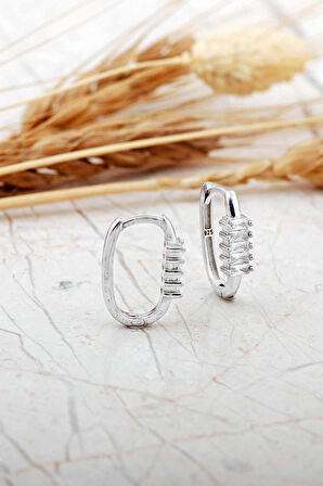 Baget Taşlı Oval Küçük Boy Rodyumlu Gümüş Küpe 7260