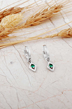 Yeşil Taşlı Rodyumlu Gümüş Halka Küpe 7339