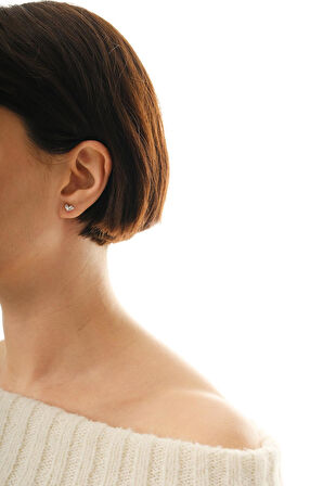 Taşlı Kalp Rodyumlu Mini Gümüş Küpe 7390