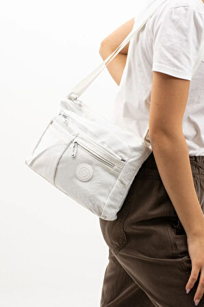 Kadın Çok Gözlü Suya Dayanıklı Paraşüt Kumaş Ayarlanabilir Çapraz Askılı Omuz Çantası