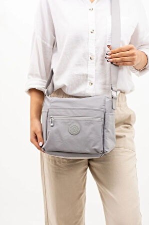 Kadın Çok Gözlü Suya Dayanıklı Paraşüt Kumaş Ayarlanabilir Çapraz Askılı Omuz Çantası