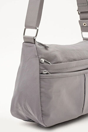 Kadın Suya Dayanıklı Paraşüt Kumaş 5 Gözlü Açık Gri Renkli Çapraz Askılı El Ve Omuz Çantası