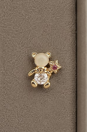 Sertifikalı 316L Çelik Krem Taşlı Yıldız Tutan Ayıcık Figürlü Premium Altın Kaplama Tragus ve Helix Piercing