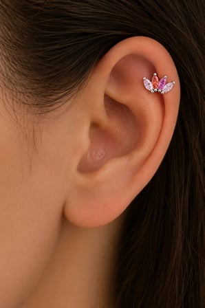 Sertifikalı 316L Çelik Pembe Fuşya ve Mercan Markiz Taşlı Taç Form Premium Gümüş Renk Tragus ve Helix Piercing
